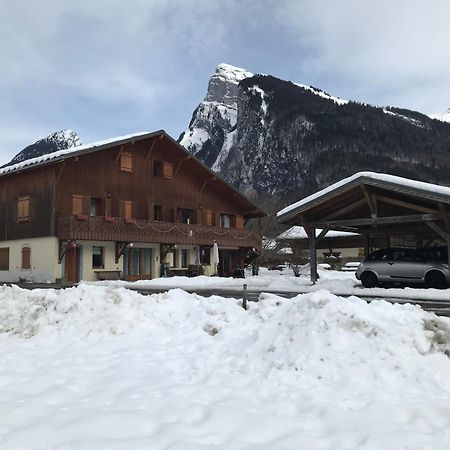 Particulier Loue 2 Appartements Communicants Dans Chalet A Samoens Jusqu A 16 Couchages Dış mekan fotoğraf